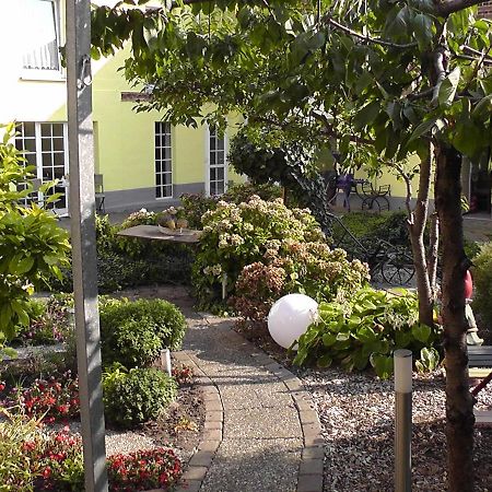 Pension Elisabeth Am Elberadweg Prodel Exteriör bild